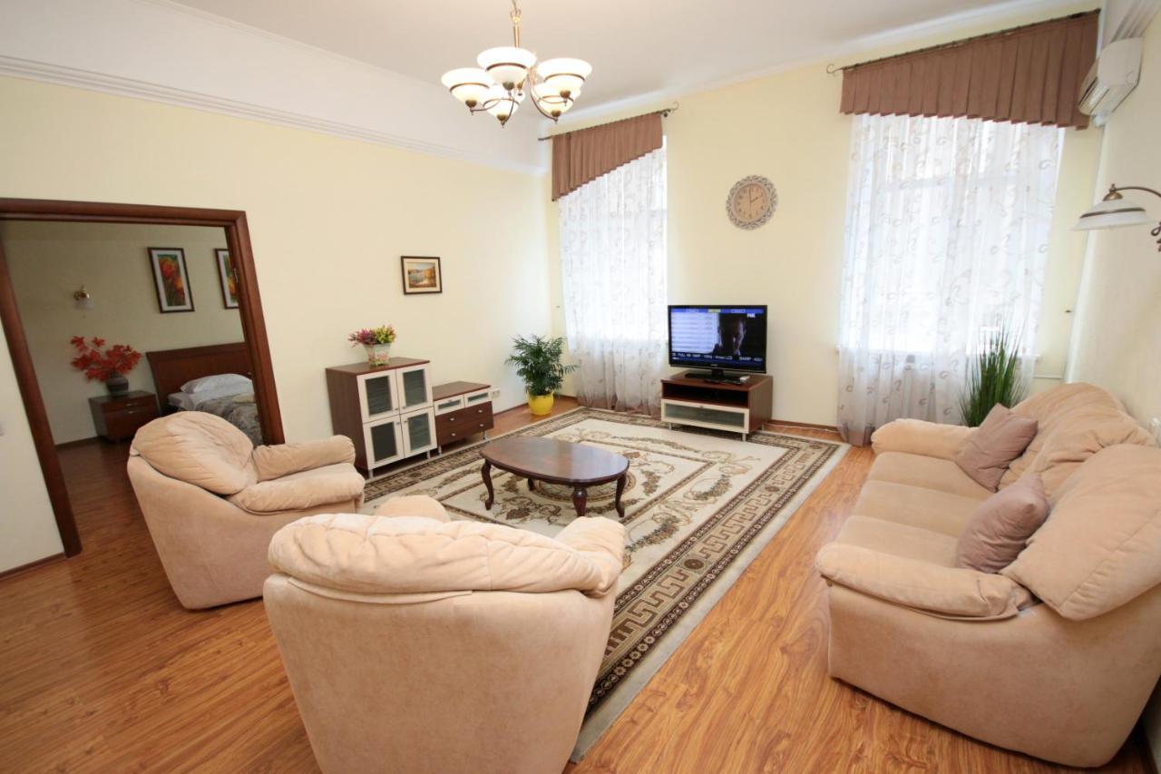 Inn Home Apartments In Kiev Center Kültér fotó